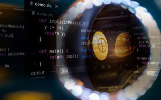 弥勒 ,php声明和调用变量的符号是什么？